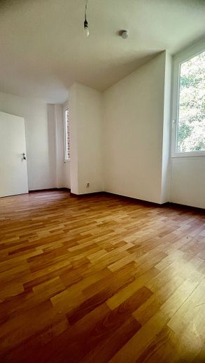 Bahçeli ve kendi ev girişi olan Kladow'da yenilenmiş dubleks kat mülkiyetli daire – Foto 22