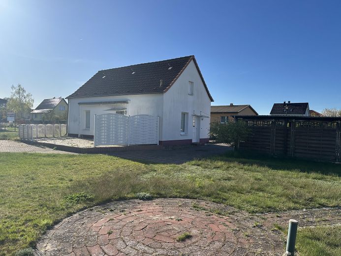 लगभग 1.561 m² पर दो घर – बहु-पीढ़ी के साथ रहने के लिए आदर्श – Gartenseite kleines Haus
