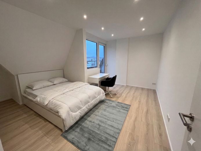 Perfekte Investition – 6-Zi-Wohnung - WG oder Kurzzeitvermietung – Zimmer 2