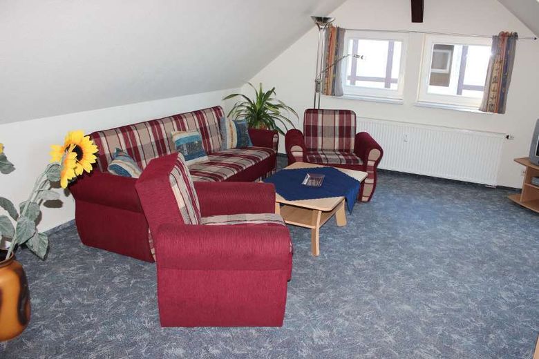 Ihr neues Zuhause in zentrumsnaher Lage in Wernigerode – Ferienwohnung 1 Wohnzimmer
