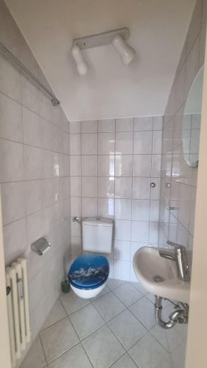Sehr schöne, ruhige Wohnung in Top-Lage – Gäste-WC
