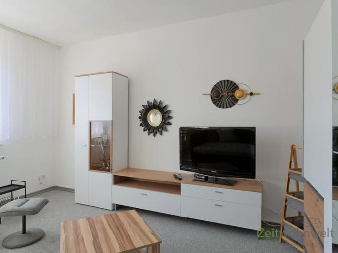 (EF1272_M) Halle: Reideburg, möbliertes Apartment mit sonniger Dachterrasse und separatem Zugang – Foto 1