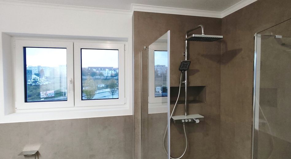 Don’t miss out this stunning opportunity - Exklusive Wohnlage - Neubau DHH in Hochheim – Regendusche im Elternbad