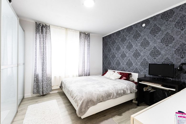 Ihre attraktive und moderne ETW im Herzen von Quickborn - mit Loggia und Tiefgaragenstellplatz – Schlafzimmer