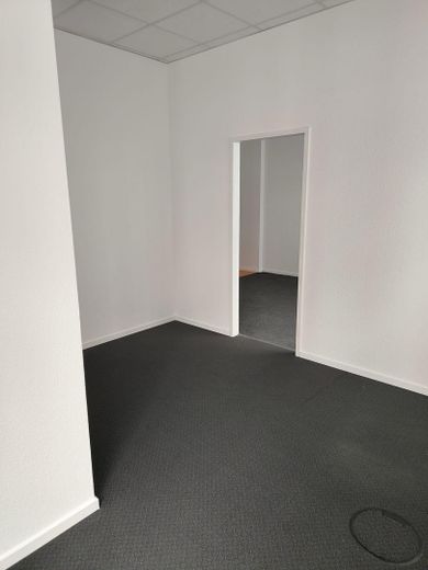 Zum Besprechnungsraum