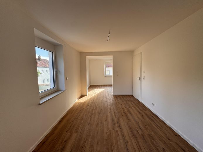 Modern, renovated 2.5-room apartment on the ground floor in Augsburg-Göggingen – Foto 4