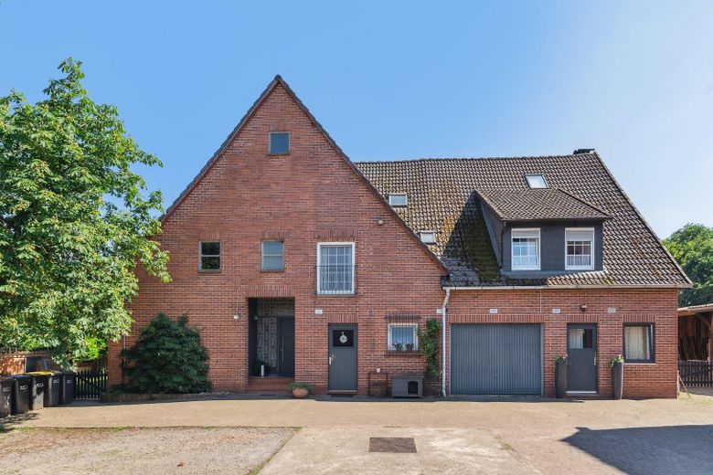Ansicht des Hauses vom Hof aus