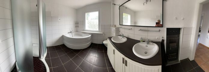 EG Bad (früher Küche)