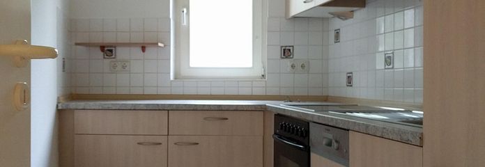 Küche mit Einbauküche