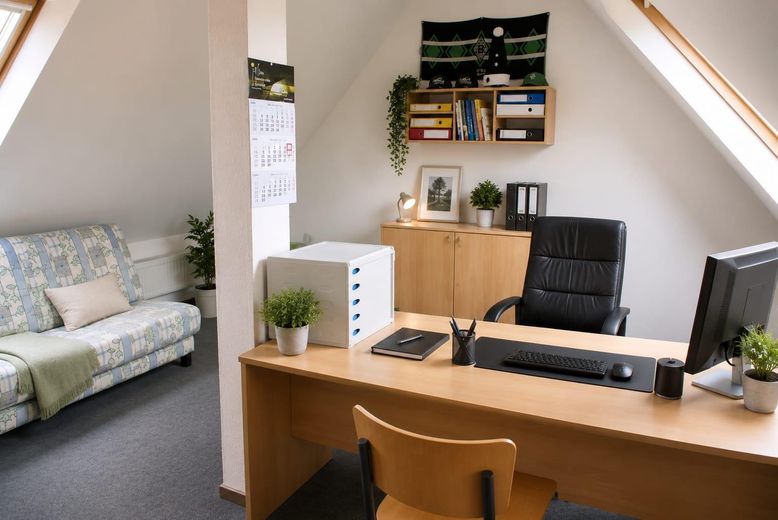 Arbeitszimmer im Dachgeschoss