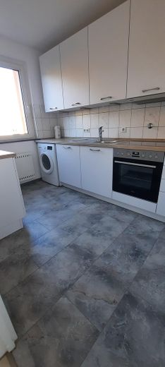 neue Küche mit Spülmaschine 