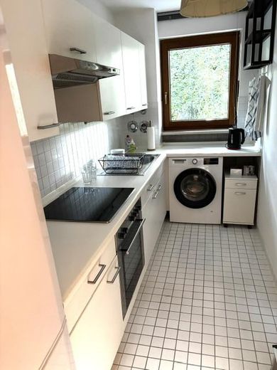 2-Zi-Wohnung, 1 Dachterrasse, 1 Loggia, EBK, Lift ab 1.9.2026 – फोटो 6