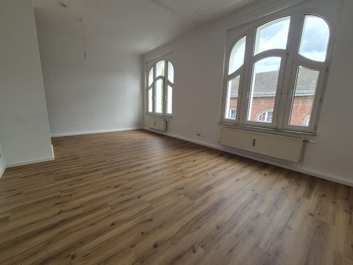 Mieszkanie 2-pokojowe w budynku wielorodzinnym – Wohnraum