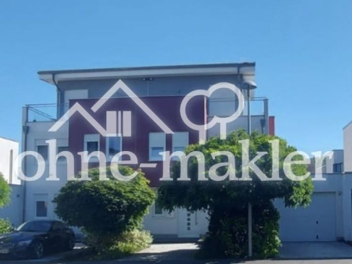 Schöne helle moderne Doppelhaushälfte mit Südgarten. – Foto 1