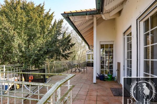 Condominio rappresentativo a LU-Maudach - ca. 418 mq di superficie abitabile - 3 unità - terreno di 826 mq