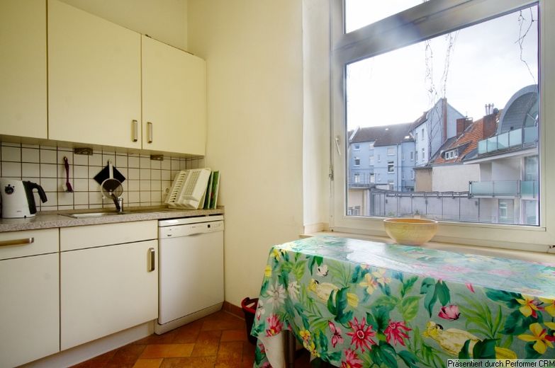 W pełni umeblowane mieszkanie 3-pokojowe w kamienicy, dla rodzin lub zespołów, przy Stadttor, Medienhafen-Unterbilk – c0173b508b873ea38989182052e44063b908c2fc.jpg