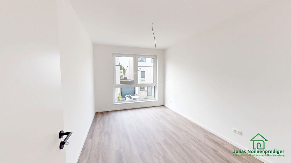 Modernes Reihenhaus mit Garage zum Erstbezug 3-Geschosse – Foto 27