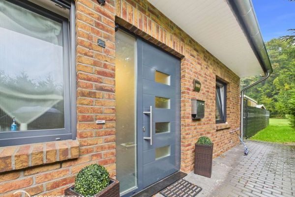Nowoczesny skrajny dom szeregowy o charakterze sprzyjającym dobremu samopoczuciu w Bremerhaven