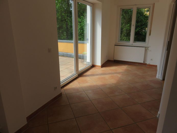 Sonnenterrasse und Saunalandschaft nahe Spandauer Forst – Essen