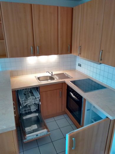 Vermietete 2-Zimmer-Wohnung mit Südbalkon & TG-Stellplatz in Top-Lage (Bj. 2001) – Küche