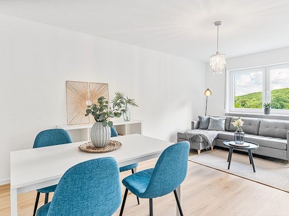 Helle 3-Zimmer-Wohnung mit Terrasse ins Grüne – frisch renoviert – Photo 2