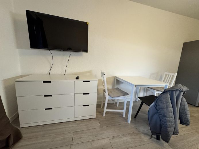 Apartamento de 1 habitación en Bovenden amueblado con balcón, ideal para estudiantes / solteros – Foto 5