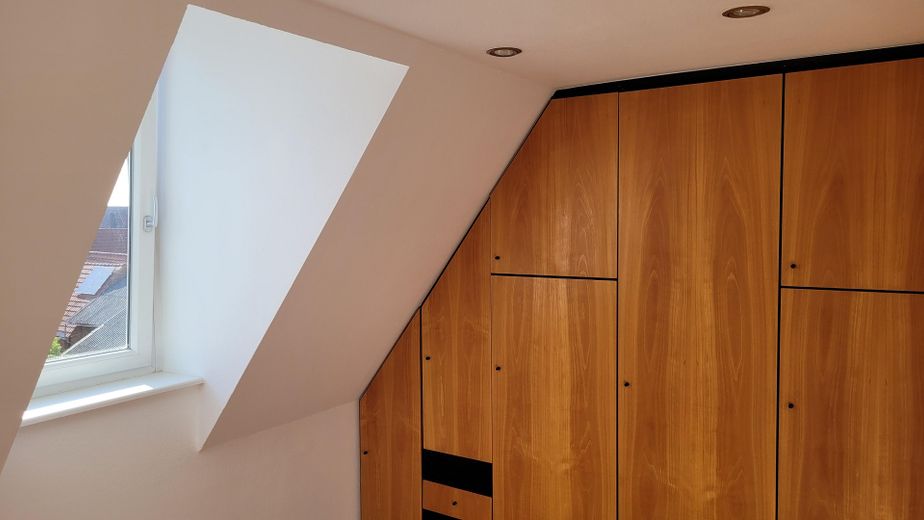 Schlafen, Gaube u. EB-Schrank