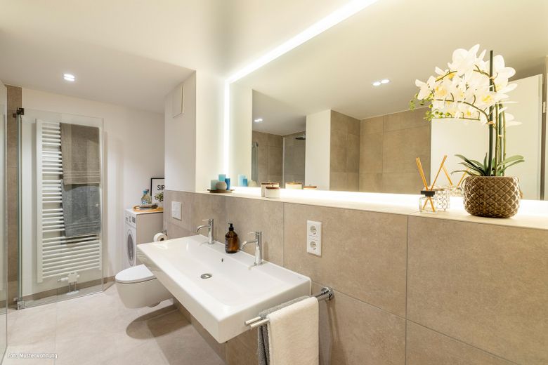 *BEZUGSFERTIG 2026* TOWNHOUSE-FEELING: 3-ZIMMER-GARTENWOHNUNG MIT PRIVATEM ZUGANG – फोटो 3