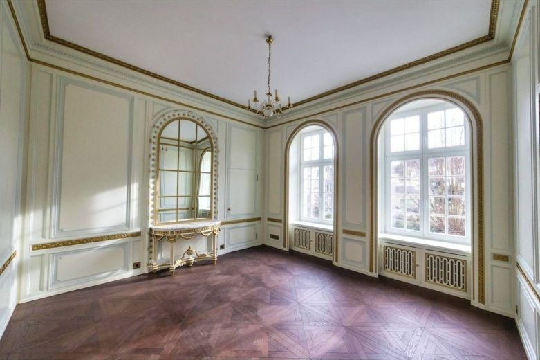 Ikone historischer Wohnkultur - Exklusive Fabrikantenvilla mit unvergleichlichem Charakter – Esszimmer OG