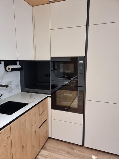 3-Zimmer-Wohnung | Vollmöbliert & inkl. Parkplatz | Friedrichshain – Foto 6