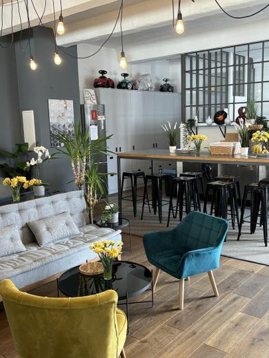 Großzügige Loft-Bürofläche in Kreuzberger Top-Lage Nähe Paul-Lincke-Ufer – Lounge