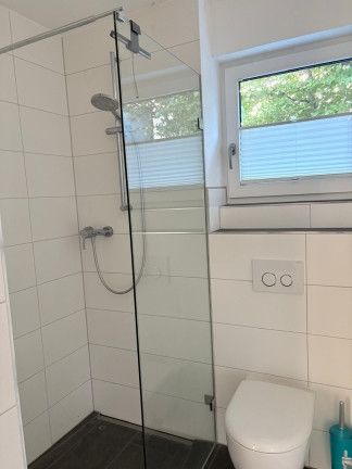 Duschbad im unteren Level