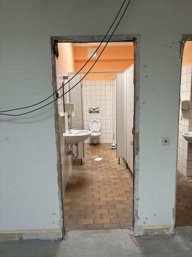 Vermietung: Großzügige Praxis- oder Bürofläche mit Entwicklungspotenzial im Herzen von Bad Kreuznach – फोटो 4