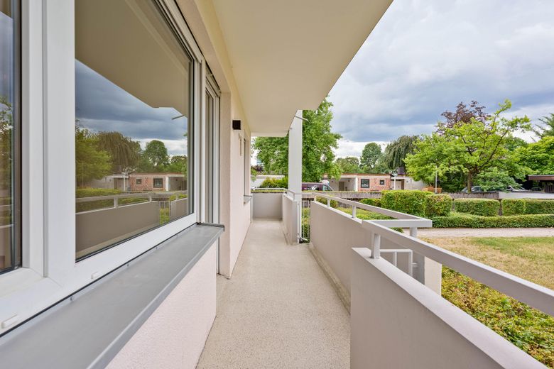 Provisionsfrei: Neue 3-Zimmer-Wohnung mit Sonnenbalkon in ruhiger Grünlage – Balkon