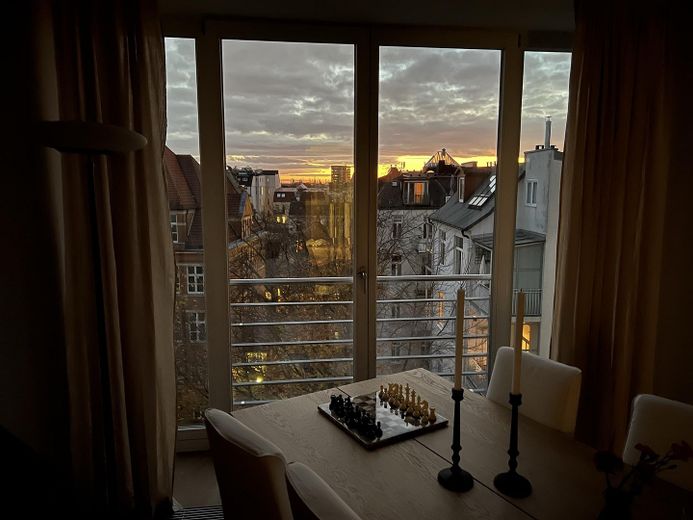 Wysokiej klasy penthouse z dużym tarasem na dachu w Hamburgu-Eppendorf – Zdjęcie 25