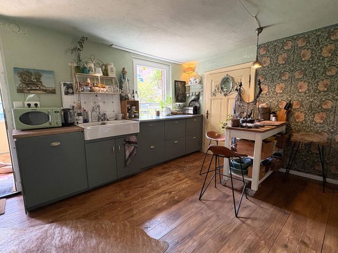 Ein Stück vom Paradies in Elb-Nähe - saniertes Bauernhaus mit Vintage-Charme – Küche Ansicht 2