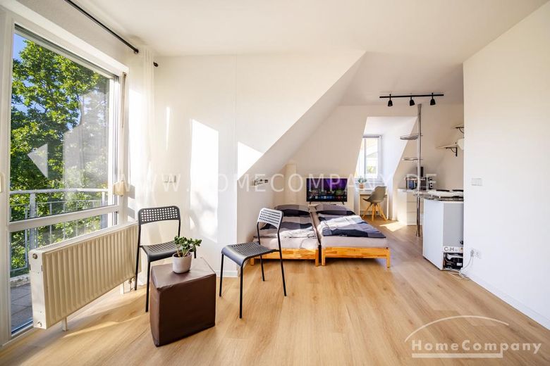 23447 HomeCompany Dresden Möbliert/Furnished Studio Apartment in Dresden mit Balkon Nähe Universität max. 2 Personen – 9342f773178a4db970b7dd7302c8d06f368a8c3b.jpg