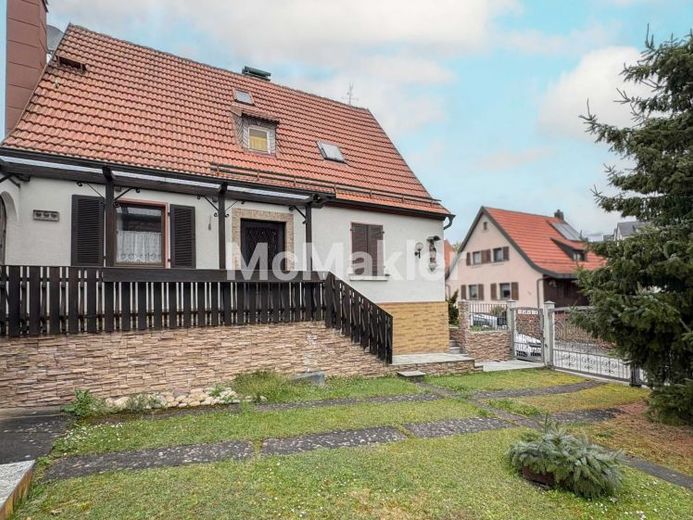 Charmantes Einfamilienhaus mit Innenhof, Garten & viel Potenzial in Rimpar – फोटो 1