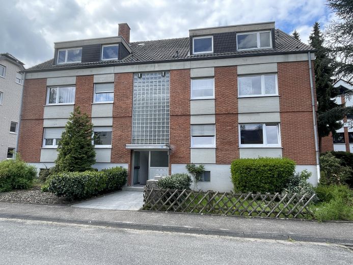 Bestand Außenansicht Straße