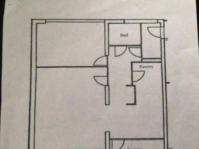 Exklusive, modernisierte und möblierte 2,5-Zimmer DG-Wohnung und Tiefgarage. – Foto 24