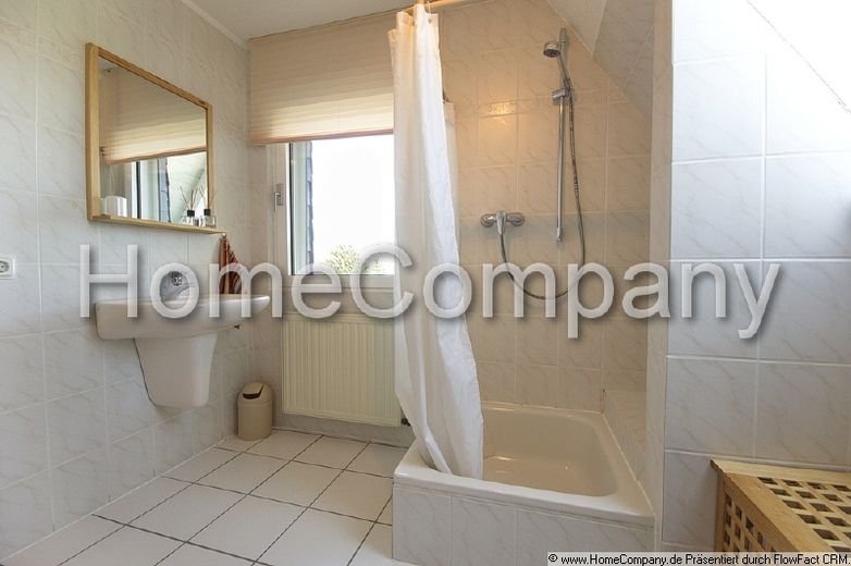 Schöne Wohnung mit Loggia in bevorzugter Wohnlage auch geeignet für ein Paar – 740eba4dc8d2123794c2ce7604de13076d8de706.jpg