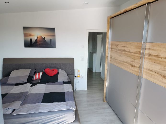 Traumhafte 2-Zi.-Penthousewohnung in Lütjensee ++große Dachterrasse++Stellplatz am Haus – Schlafzimmmer