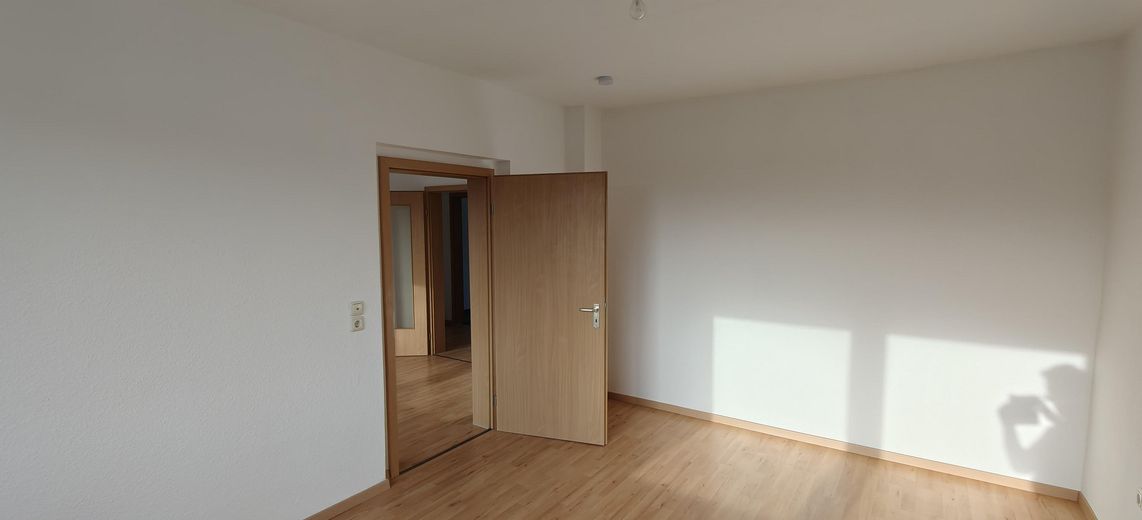 2-Raum-Wohnung in Röderau (Erstbezug nach umfassender Renovierung) – Schlafzimmer