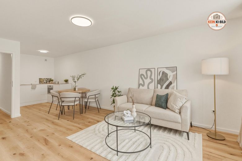 Provisionsfreie 2-Zimmer-Wohnung in Reutlingen – sofort verfügbar – Wohn- /Essbereich