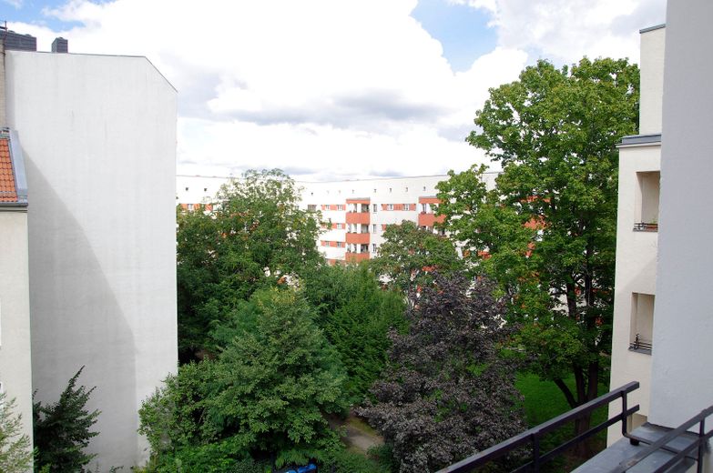 DG Maisonette-Townhouse mit Atelier – Wohnen und Arbeiten unter einem Dach – Innenhof