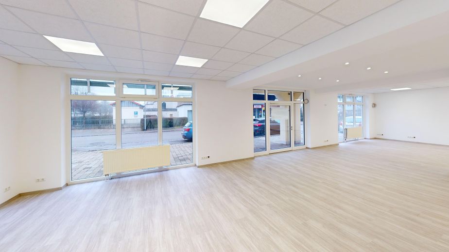Kernsanierte Praxis-/Bürofläche | 224 m² | teilbar ab ca. 19 m2| sofort verfügbar – Foto 2