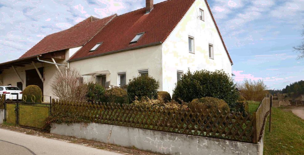 Teilobjekt-Wohnhaus-Seitlich 1