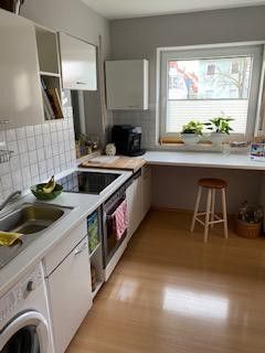 Helle 3 Zimmerwohnung mit Balkon,Wintergarten und Carport Stellplatz – Küche