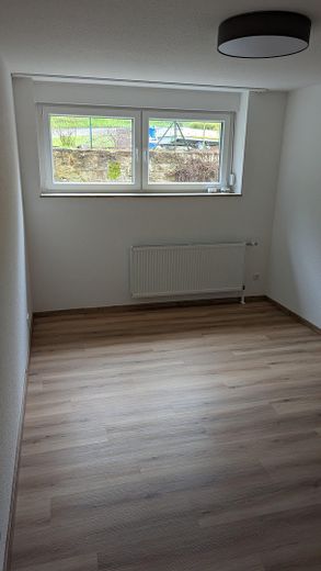 Investimento interessante: 5 unità abitative con potenziale di sviluppo vicino al lago Edersee – Fotos EG rechts 13b