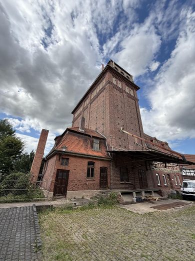 Edificio storico di un mulino con interessanti proventi da locazione – Außenansicht Mühle